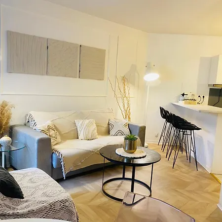 Top Location 10 Min Disneyland Bussy-Saint-Georges
